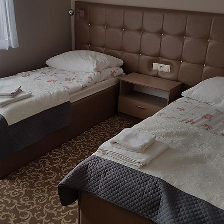 Hotel Gutland Wysokie Mazowieckie Kültér fotó