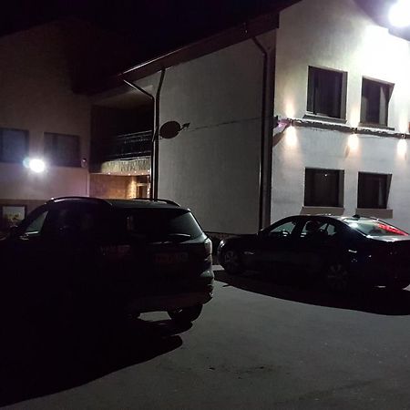 Hotel Gutland Wysokie Mazowieckie Kültér fotó